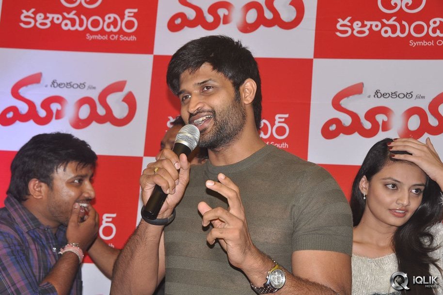 Celebrities-at-Maaya-Movie-Preview-Show